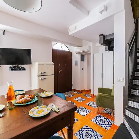 Cascabella Holiday home *